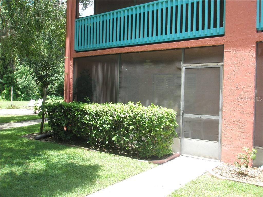 1775 Cupecoy Cir. #O7, Lutz, FL 33558