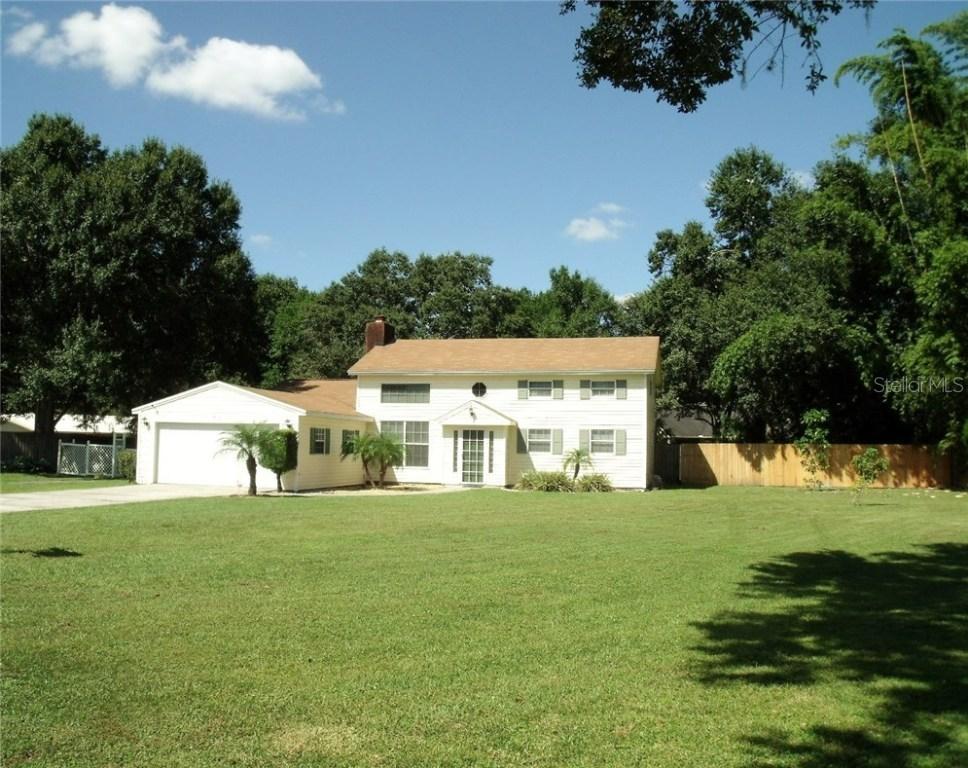 19114 Tracy Ct., Lutz, FL 33548