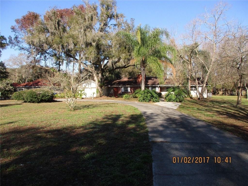 1001 Lake Charles Cir., Lutz, FL 33548