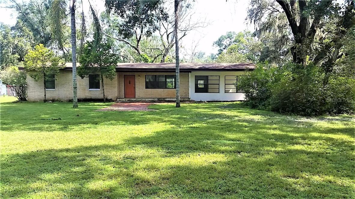 2412 Wallace Rd., Lutz, FL 33549