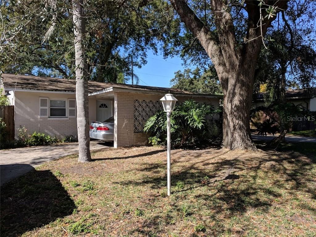 406 S Oakwood Ave., Brandon, FL 33511
