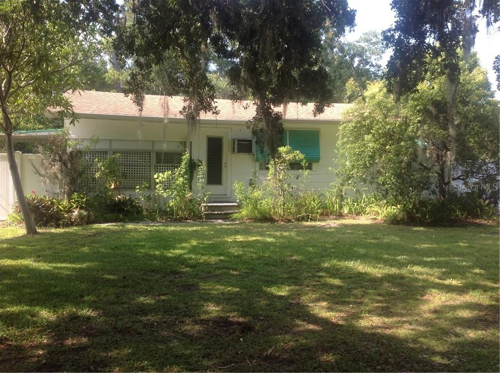 710 W Deer Lake Dr., Lutz, FL 33548