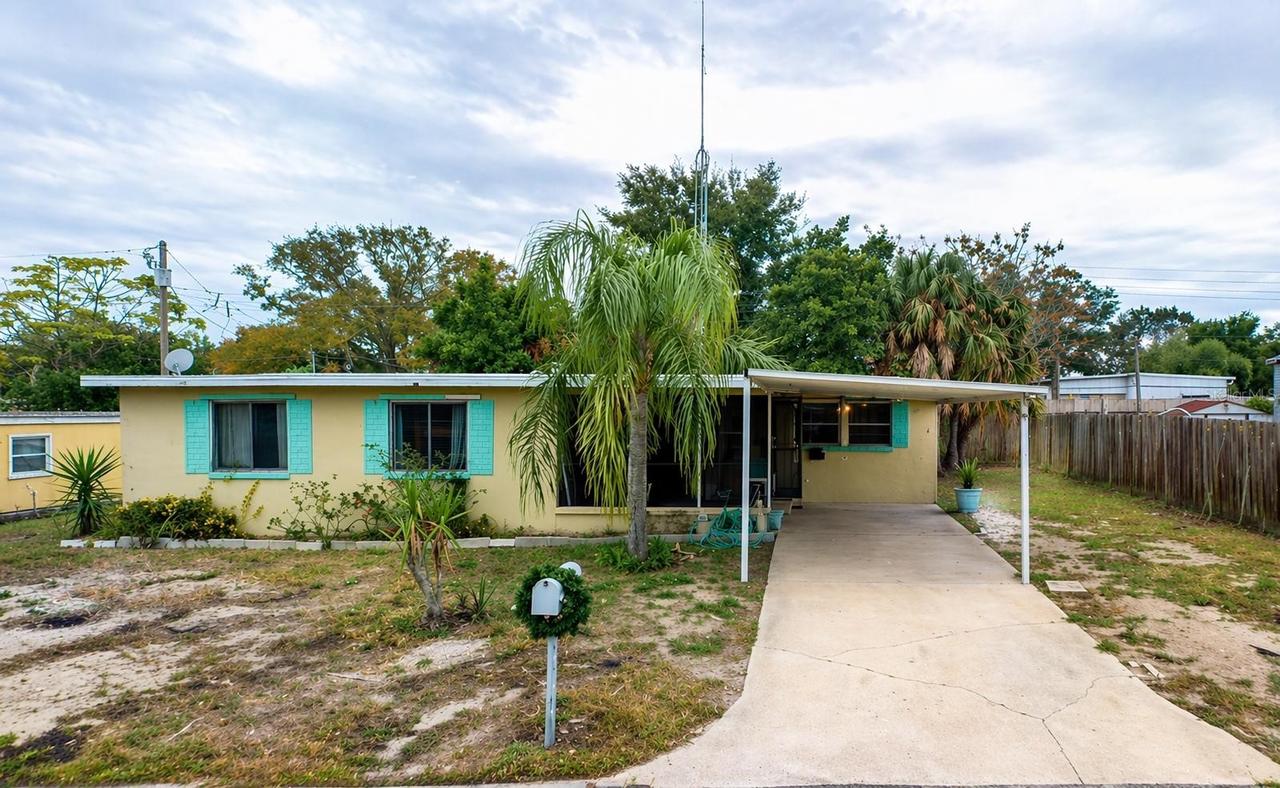 1840 Dixie Ln., Holiday, FL 34690