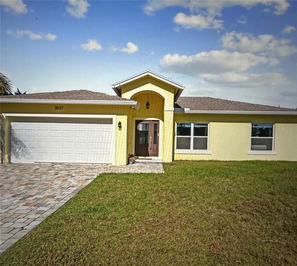 3037 SE Iris St., Stuart, FL 34997