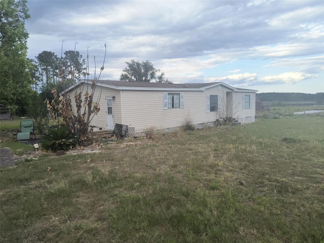 9509 E Dewey Robbins Rd., Howey In The Hills, FL 34737