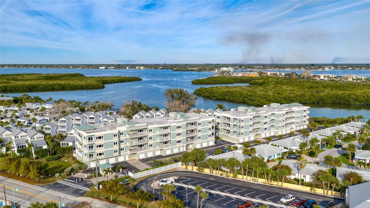 2225 N Beach Rd. #202, Englewood, FL 34223