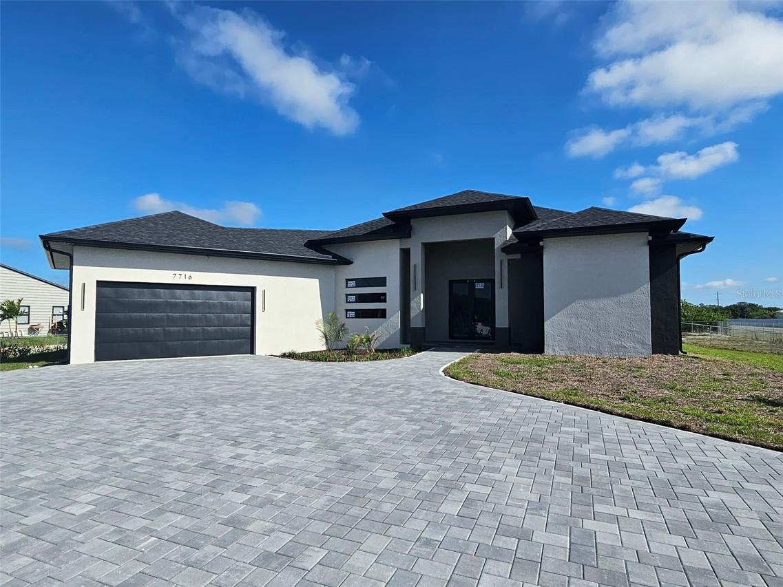 7716 15th Ter., Labelle, FL 33935