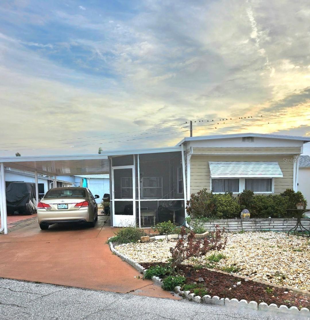 6519 Washington St., Bradenton, FL 34207