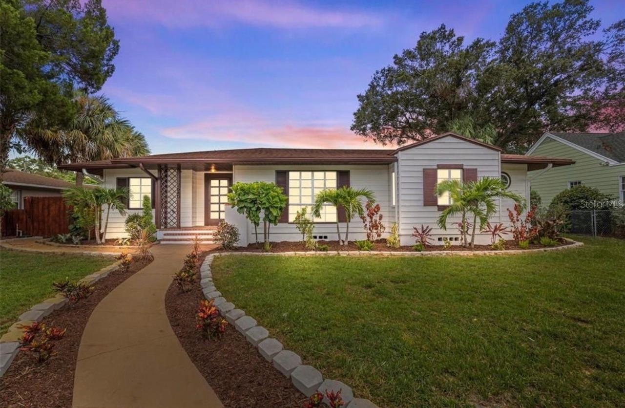 2640 Dartmouth Ave., St Petersburg, FL 33713