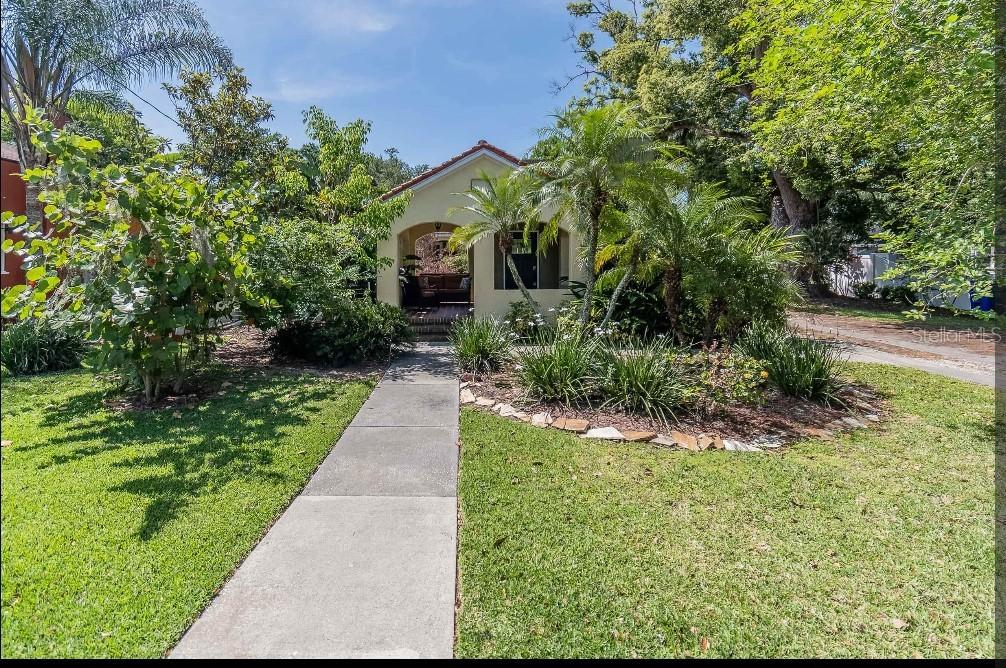 1157 E Edgewood Dr., Lakeland, FL 33803