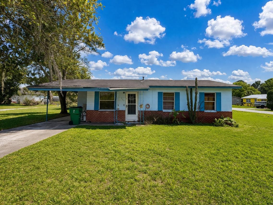 4932 20th St., Zephyrhills, FL 33542