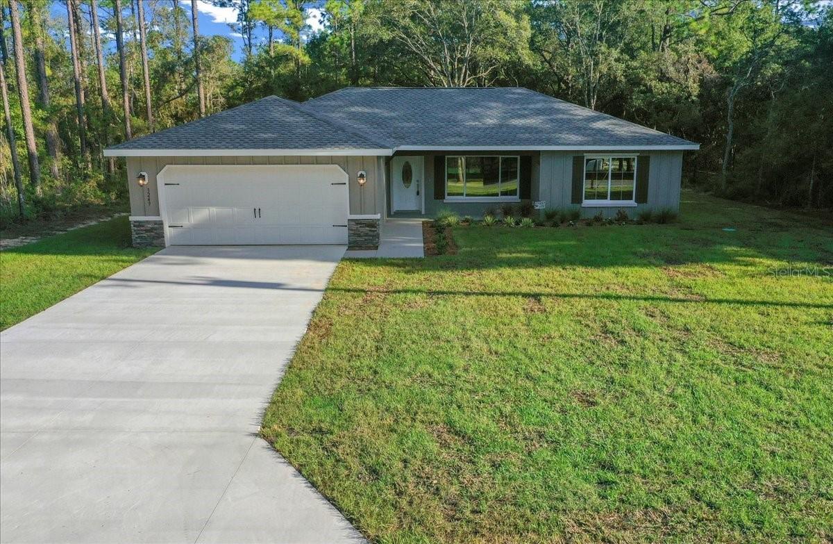 9879 N Athenia Dr., Dunnellon, FL 34433