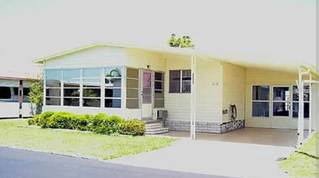 2032 Waterview Dr., Holiday, FL 34691
