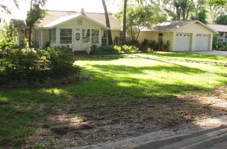 305 Oakdale St., Windermere, FL 34786