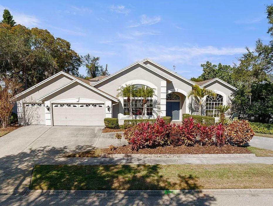 979 Ridgewood Ter., Tarpon Springs, FL 34689