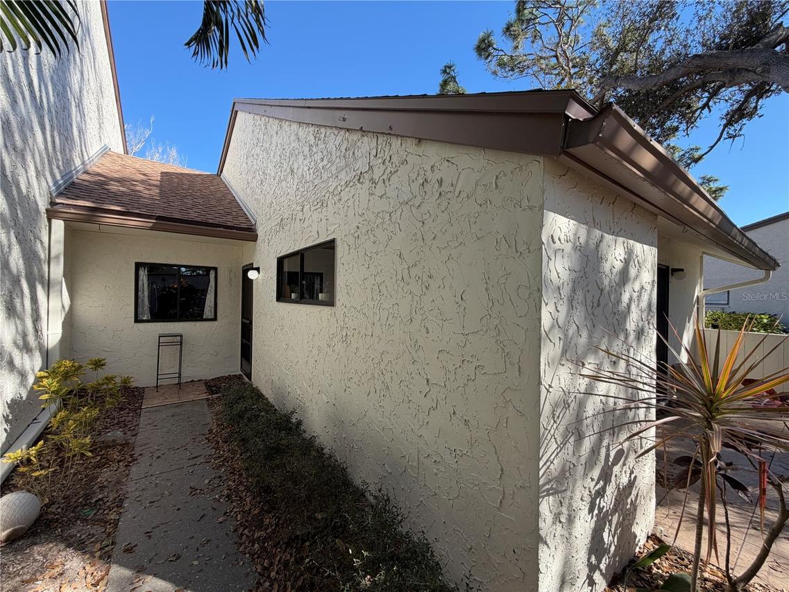 654 Bird Bay Dr. #72, Venice, FL 34285