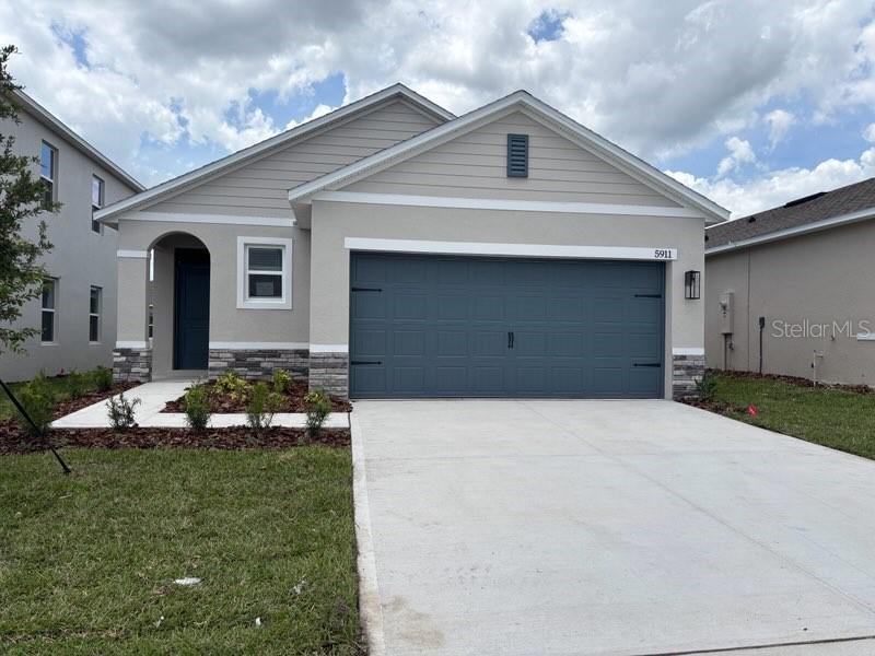 5911 Snowfall Bend, Davenport, FL 33837