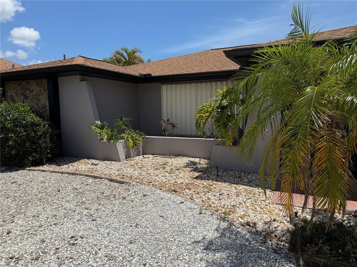 9245 Steubenville Ave., Englewood, FL 34224