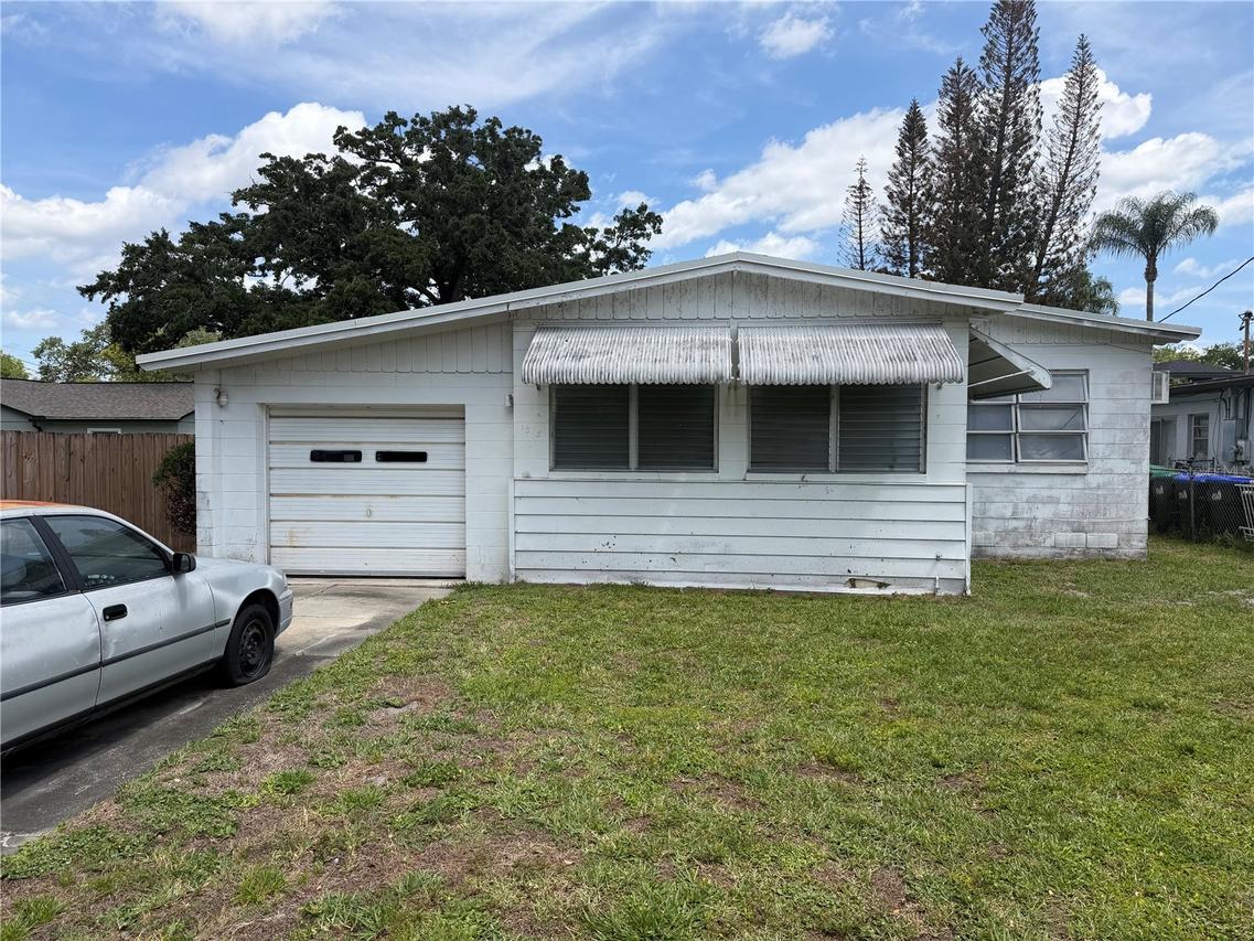 1033 Hunter Ave., Orlando, FL 32804