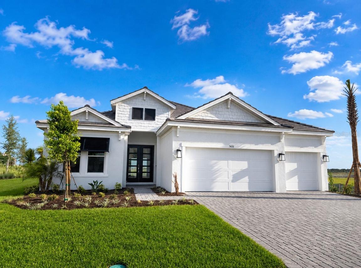 7435 Cayman Ct., Palmetto, FL 34221