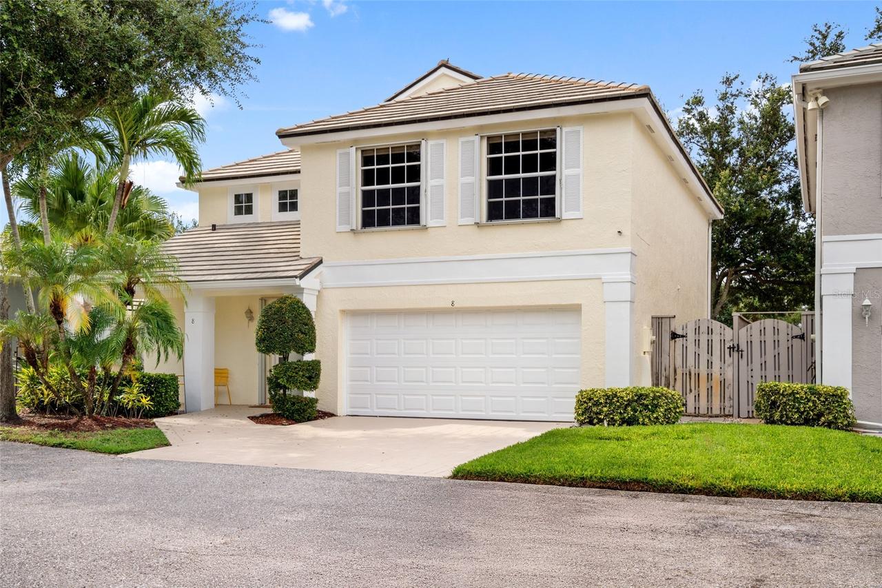 8 Governors Ct., Palm Beach Gardens, FL 33418