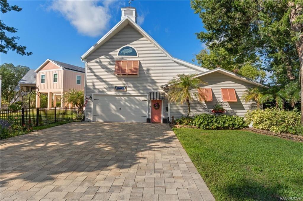 5475 S Island Dr., Homosassa, FL 34448