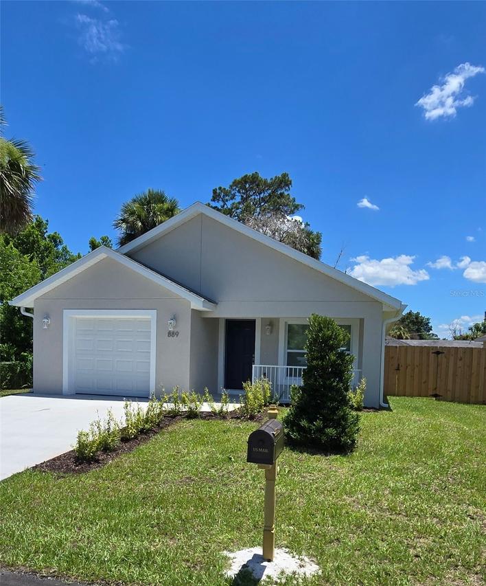 889 Dunbar St., Cocoa, FL 32927