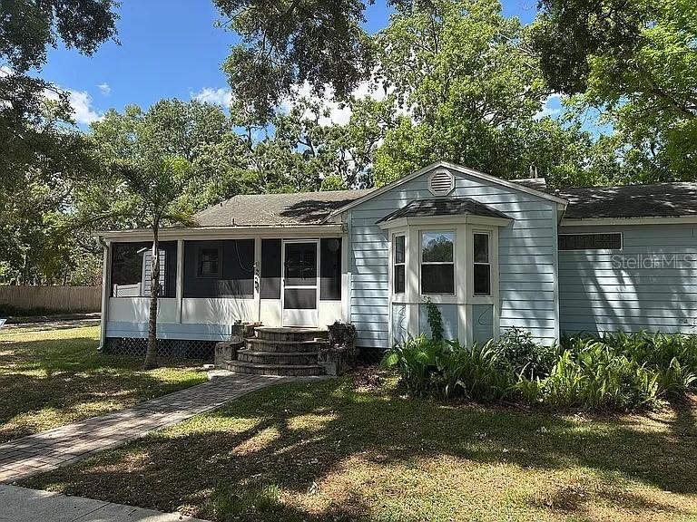 328 S Boyd St., Winter Garden, FL 34787