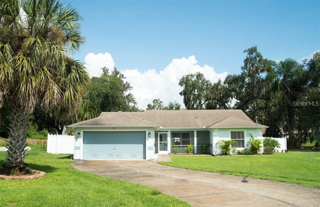 24 Orange Blossom Tr., Yalaha, FL 34797