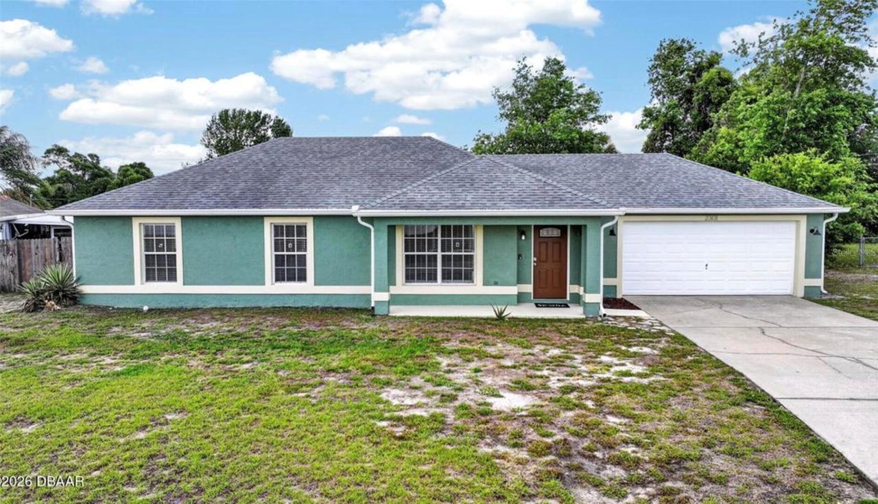 2301 Weatherford Dr., Deltona, FL 32738