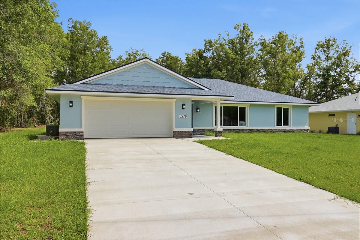 1379 W Adele Ct., Dunnellon, FL 34434