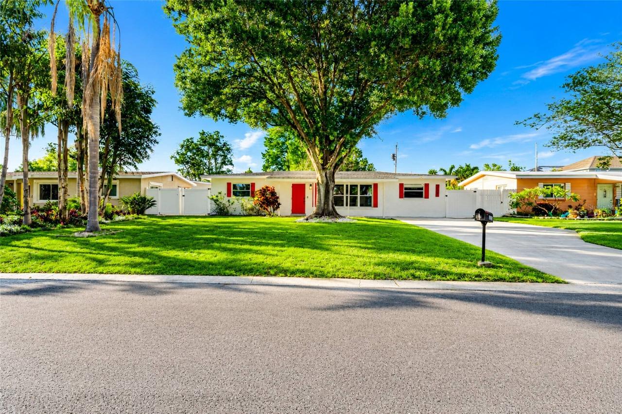 10907 57th Ave., Seminole, FL 33772