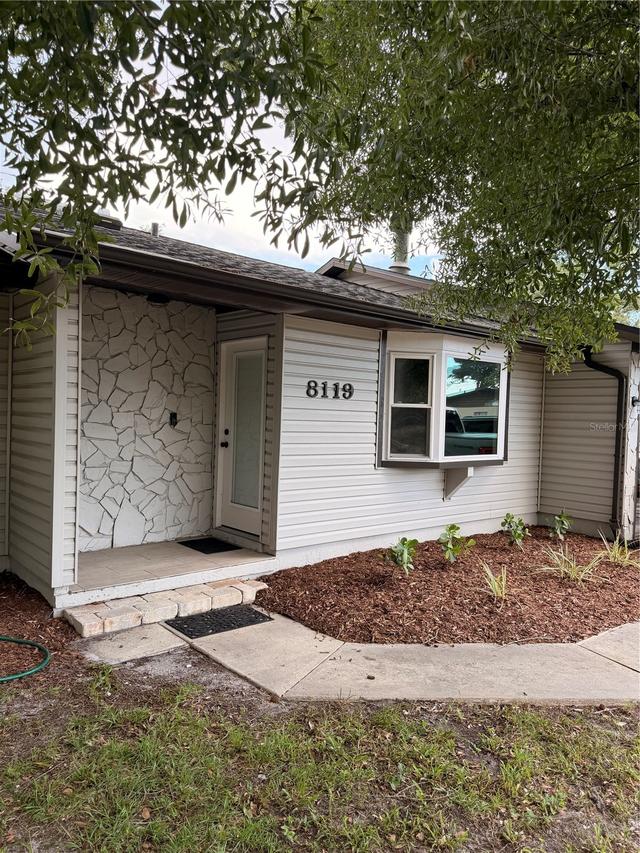8119 Woodlawn Cir., Palmetto, FL 34221