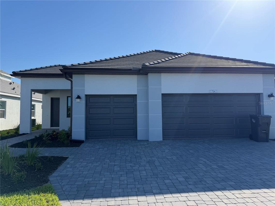 17641 Meandering Palms Crossing, Bradenton, FL 34212