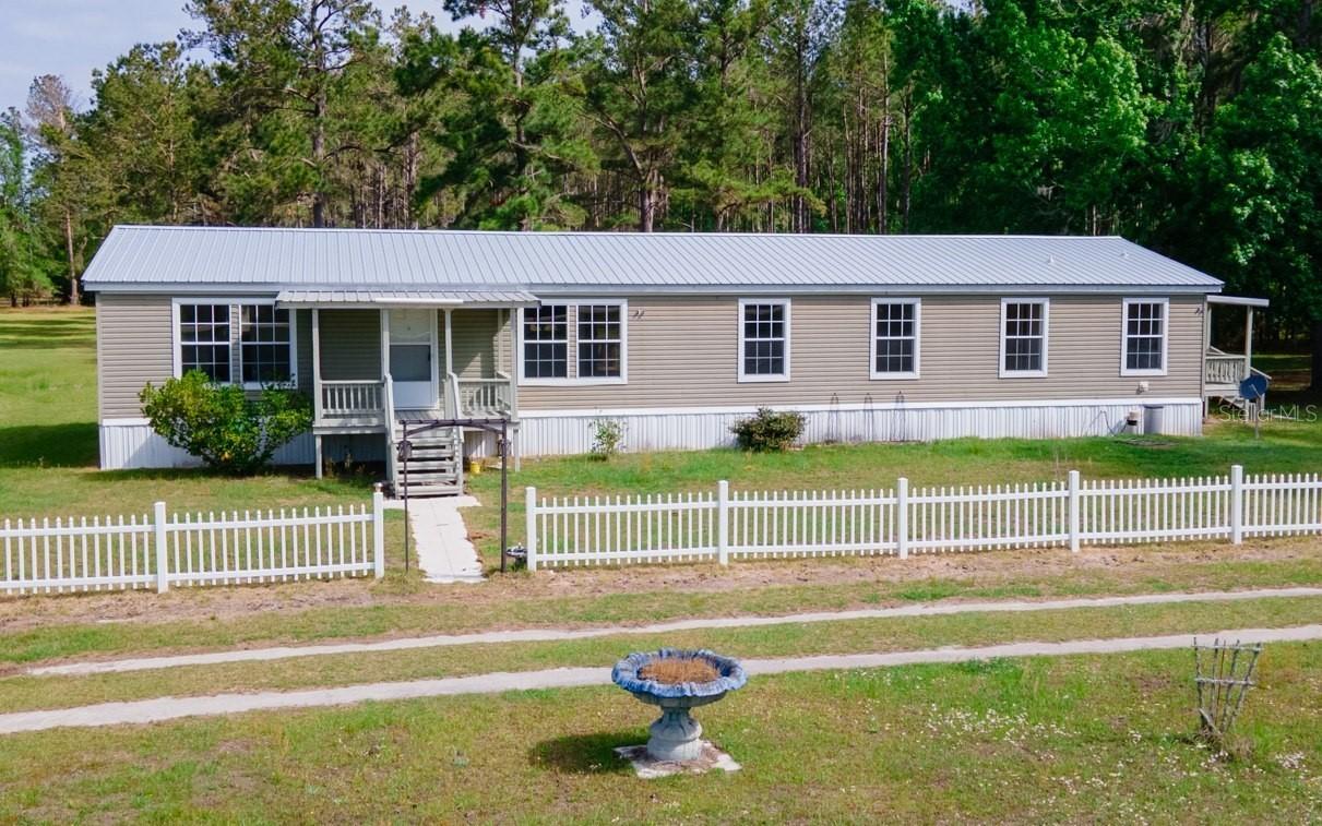 6383 Wiggins Rd., Live Oak, FL 32060