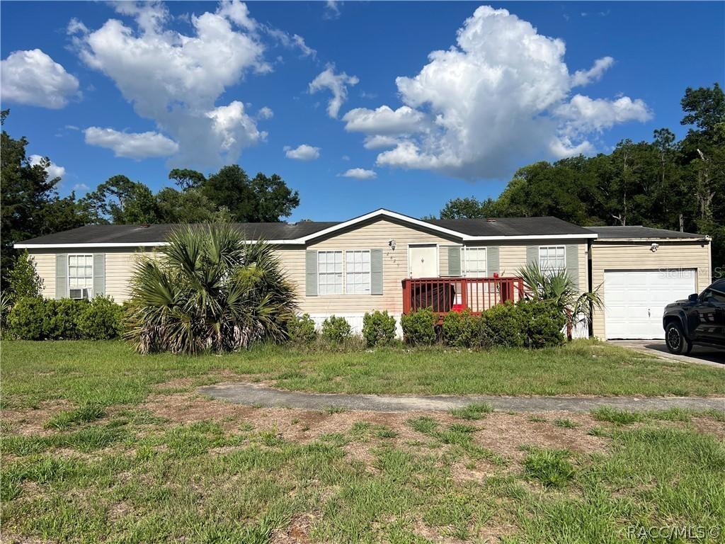 2829 N Carolina Road, Crystal River, FL 34428