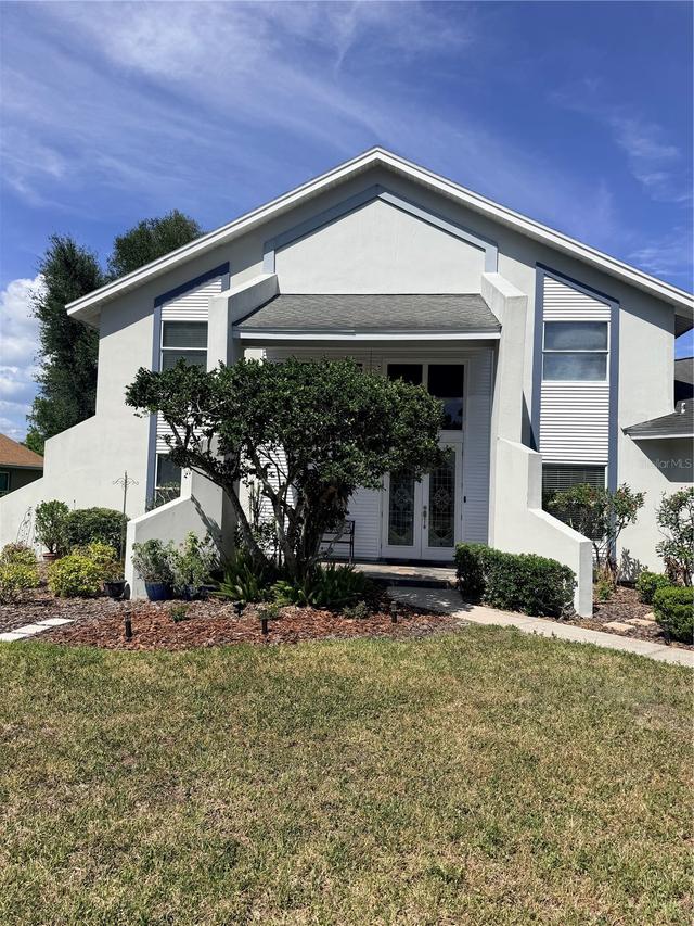 17919 Clear Lake Dr., Lutz, FL 33548
