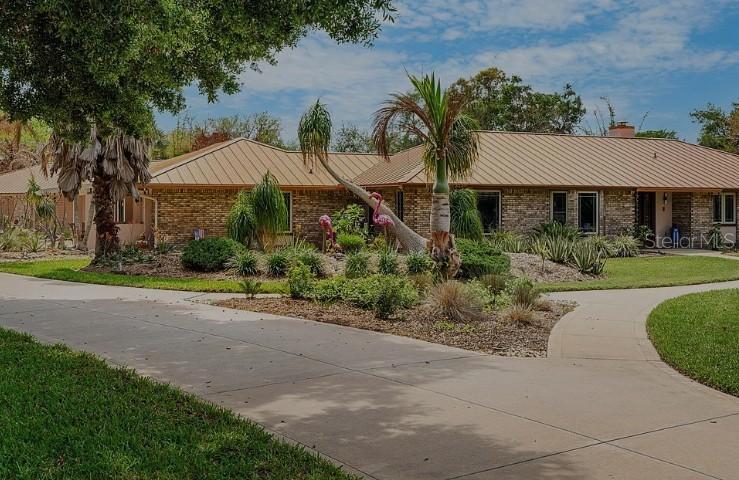 135 Crispin St., Merritt Island, FL 32952