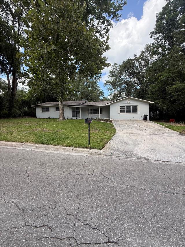 923 NW 39th Dr., Gainesville, FL 32605