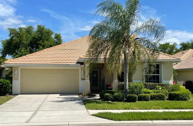 6928 Grand Cypress Blvd., North Port, FL 34287