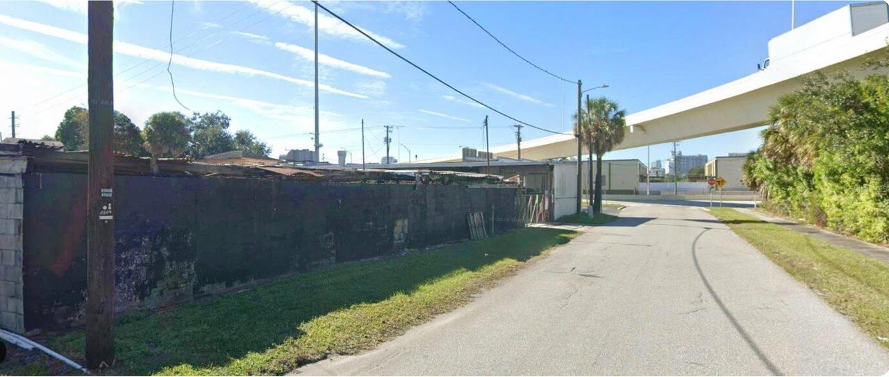 407 N 22nd St., Tampa, FL 33605