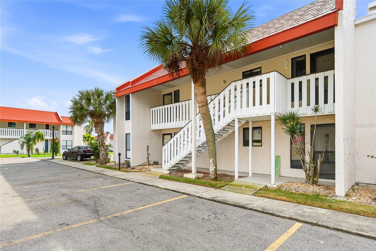 1801 Gulf Dr. #215, Bradenton Beach, FL 34217
