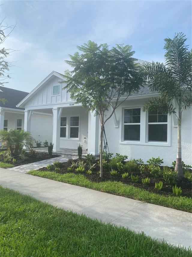 8114 Seaflower Pkwy., Bradenton, FL 34210