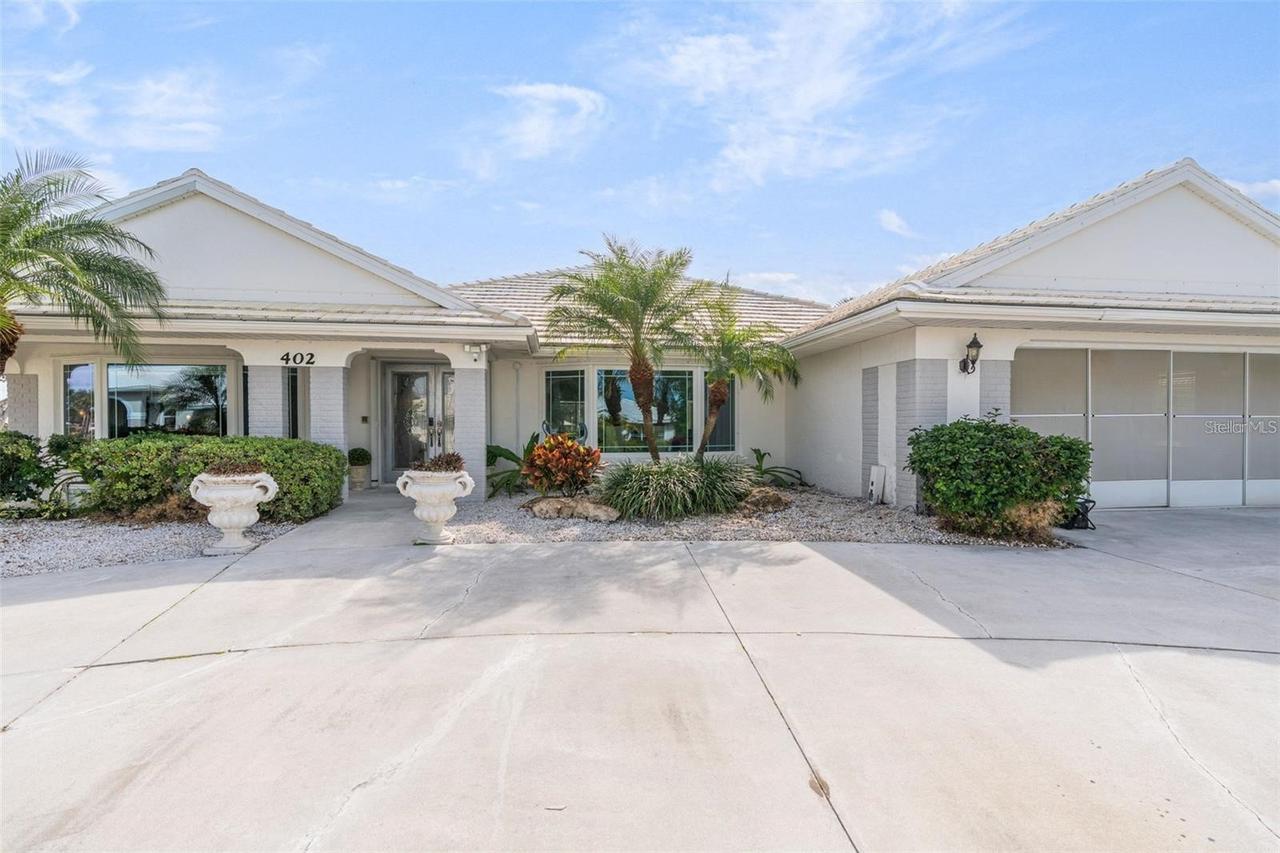 402 Devonshire Ln., Venice, FL 34293