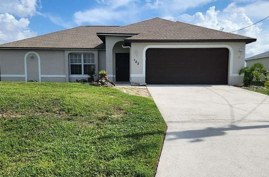 122 NW 9th Ter., Cape Coral, FL 33993