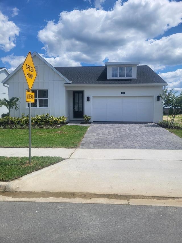 1826 Pinecliff Dr., Apopka, FL 32703
