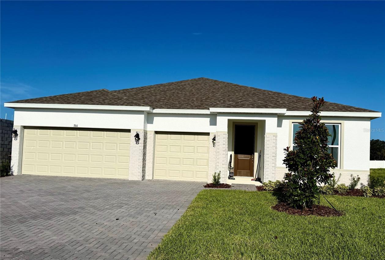 566 Emerald Grove Dr., Apopka, FL 32703