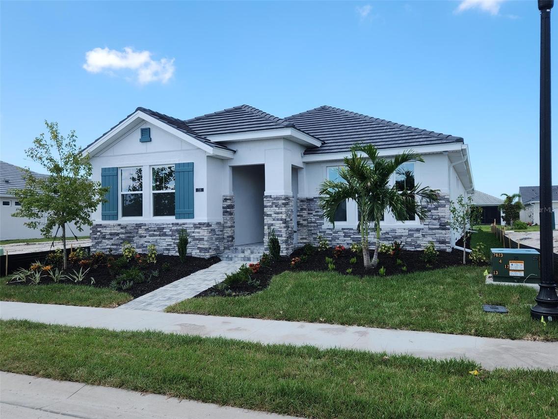 735 Allora Ave., Nokomis, FL 34275