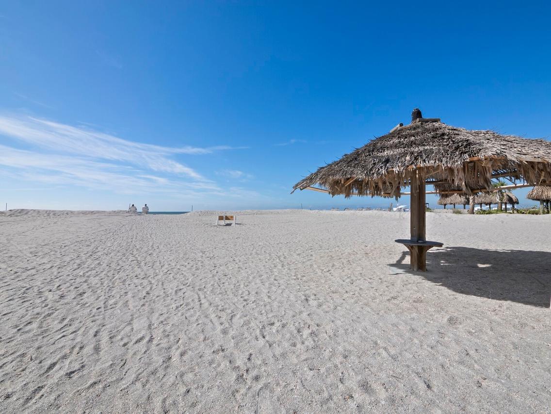 1336 Benjamin Franklin Dr. #1F, Sarasota, FL 34236