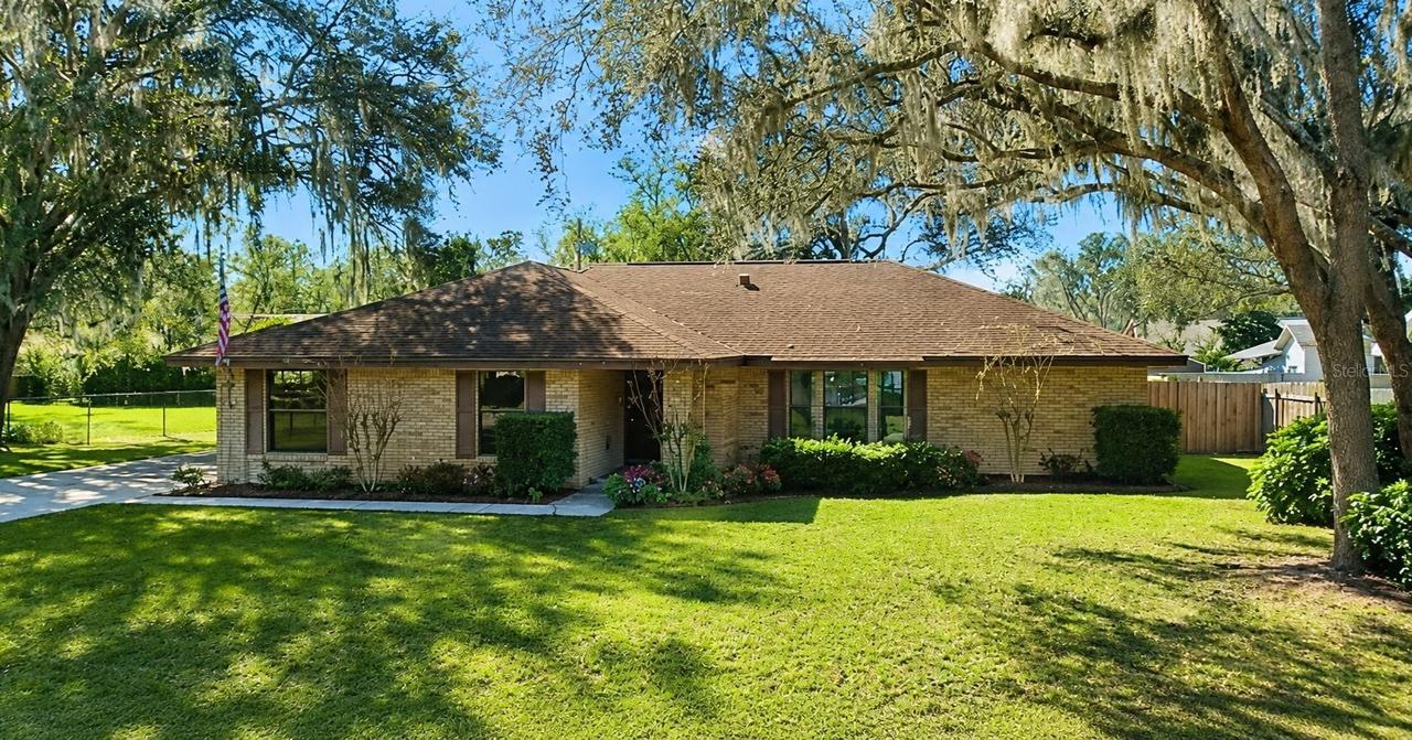1317 Timberidge Dr., Lakeland, FL 33809